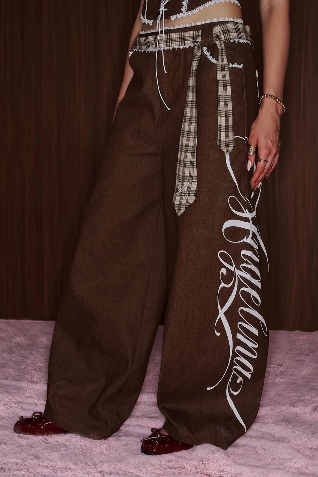 Angelina Pant