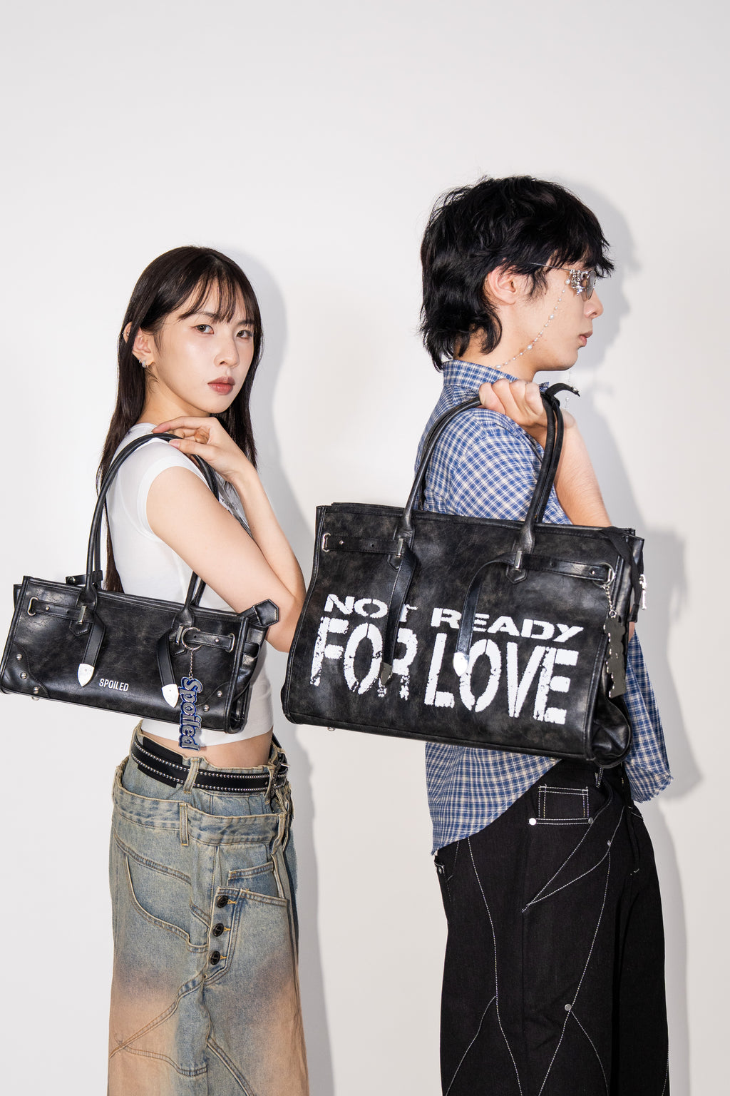 BUCKLE HANDLE BAG