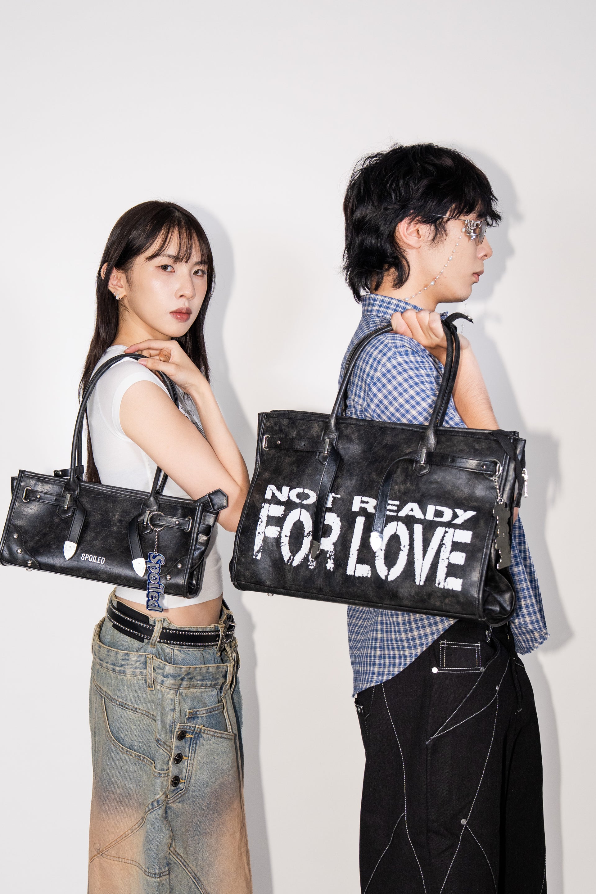 BUCKLE HANDLE BAG